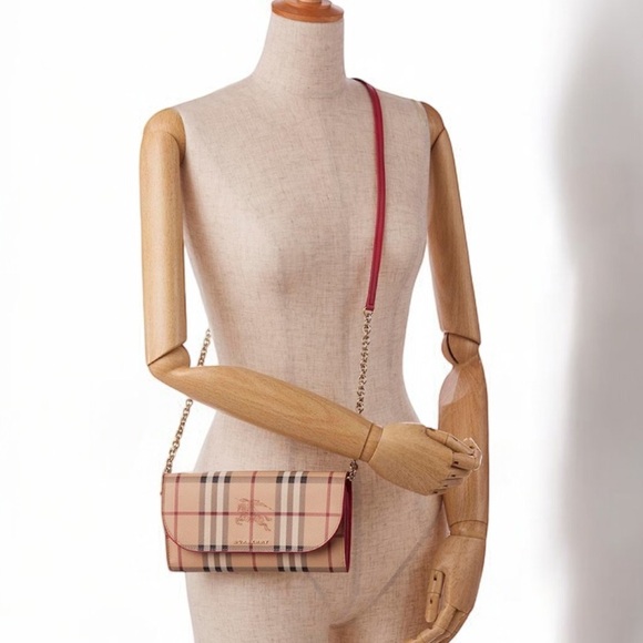 Burberry Haymarket Check Henley Coated
Canvas Wallet on Chain Like New! - Picture 12 of 16